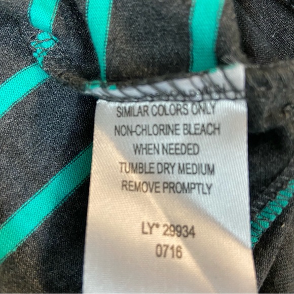 Blac Lab NWT long T-shirt with Pocket size 18-20 - Picture 4 of 5